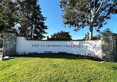 The Claremont Colleges signage on Route 66